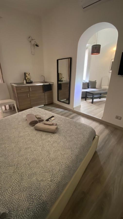 ساليرنو Petros Room Camere المظهر الخارجي الصورة