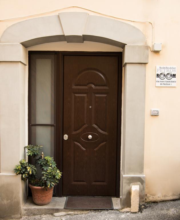 ساليرنو Petros Room Camere المظهر الخارجي الصورة