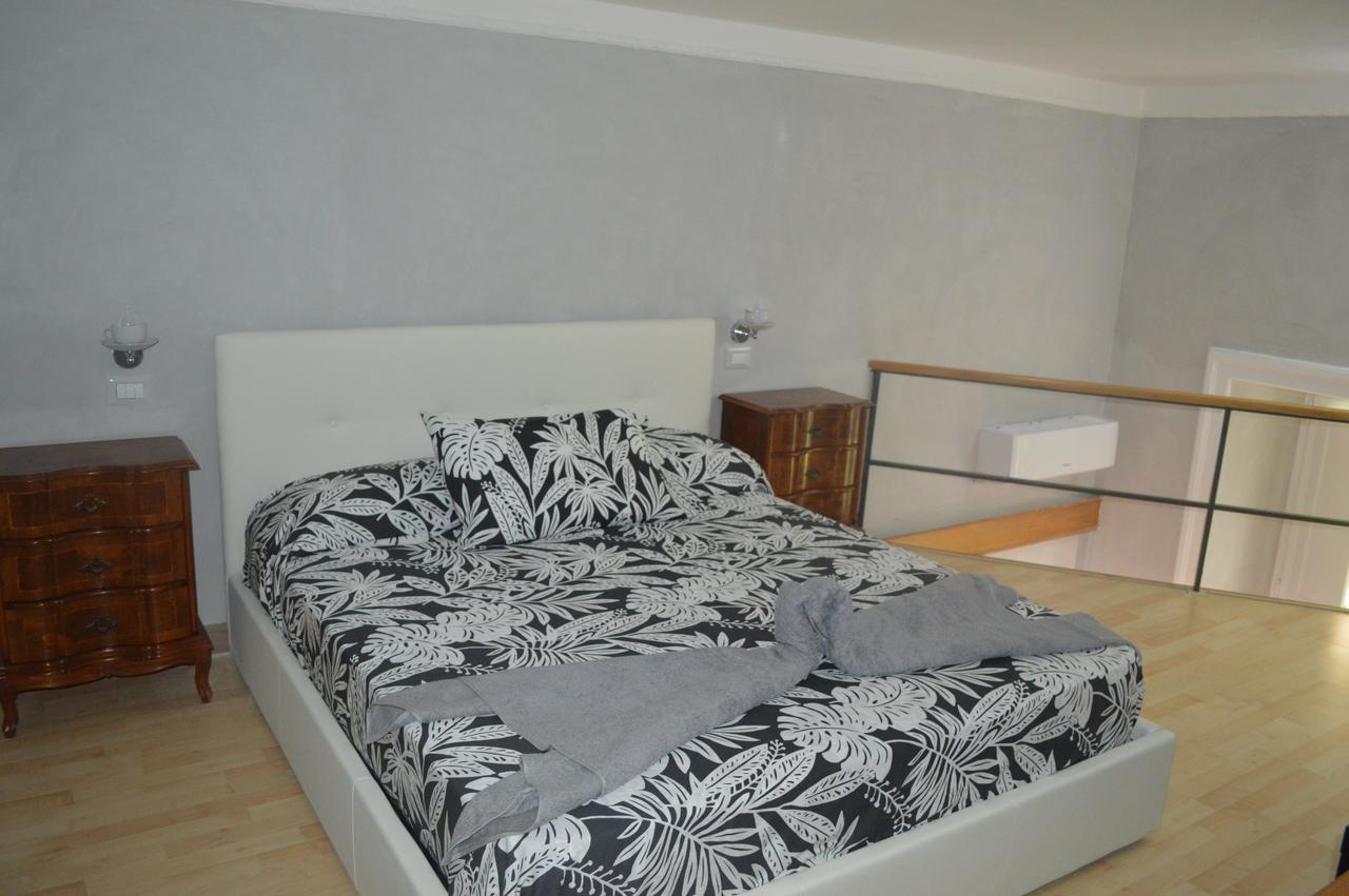ساليرنو Petros Room Camere المظهر الخارجي الصورة